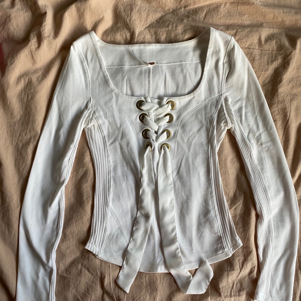 FREE PEOPLE LOVE SLEEVE TOP